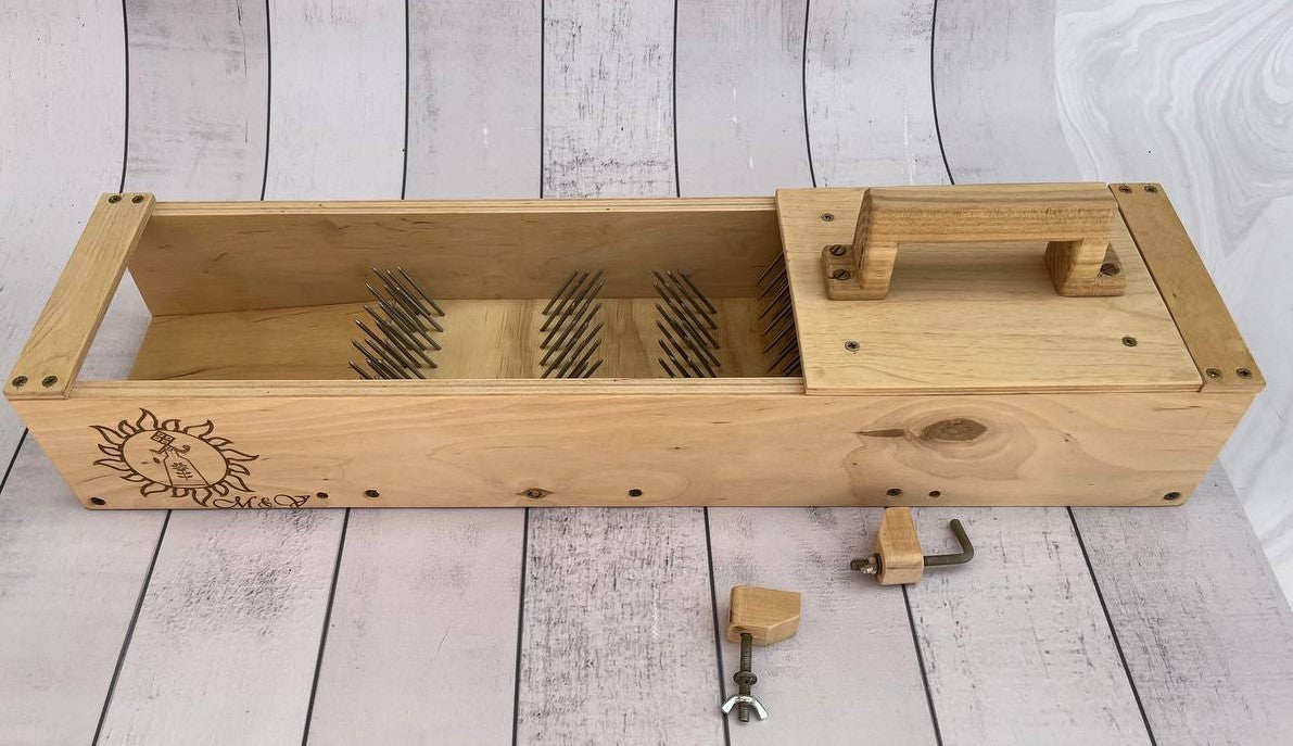 Wool picker for spinning , wool picker box ( M&V )