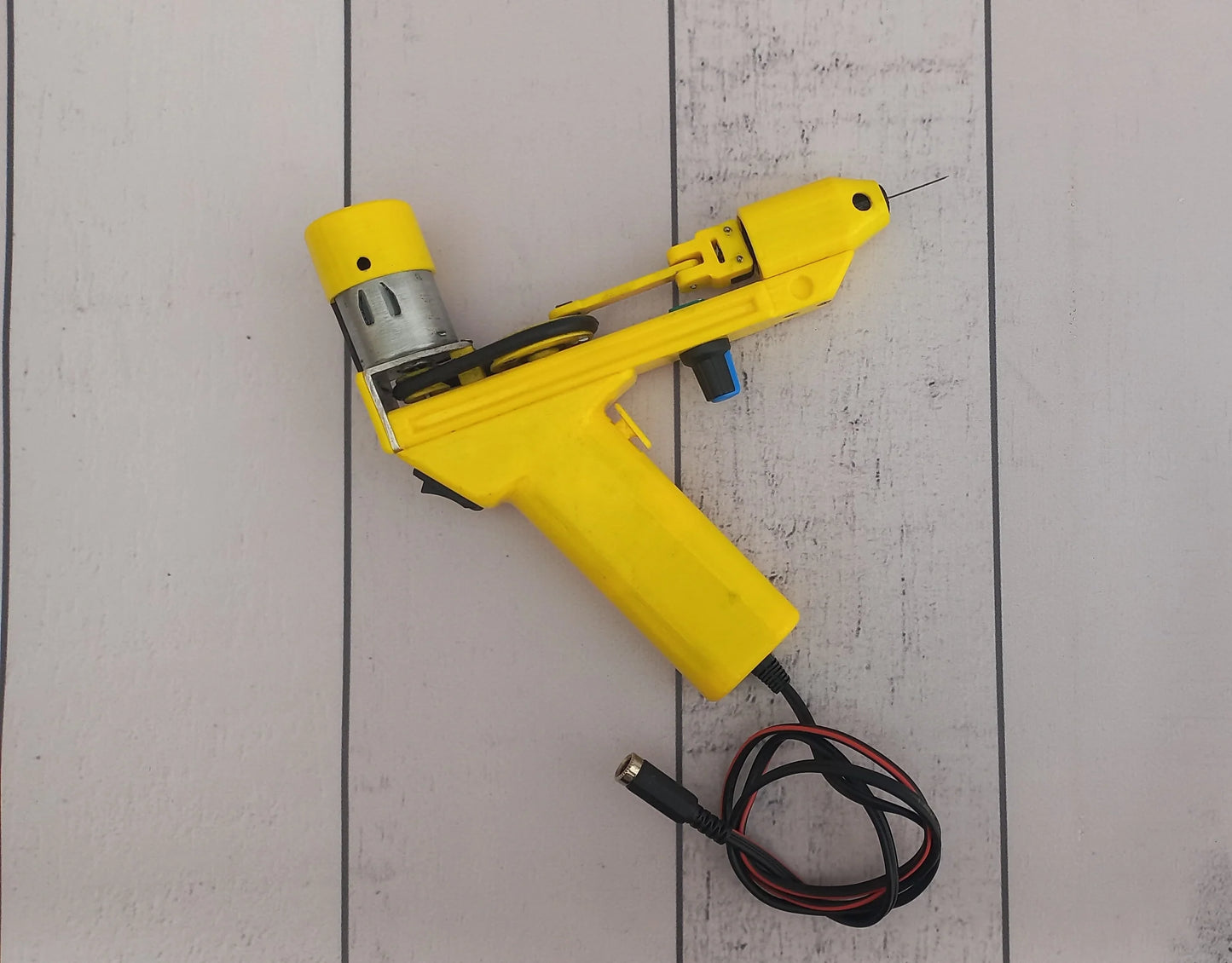 Electric Felting machine with 1 - 5 needles speed control ( M&V )