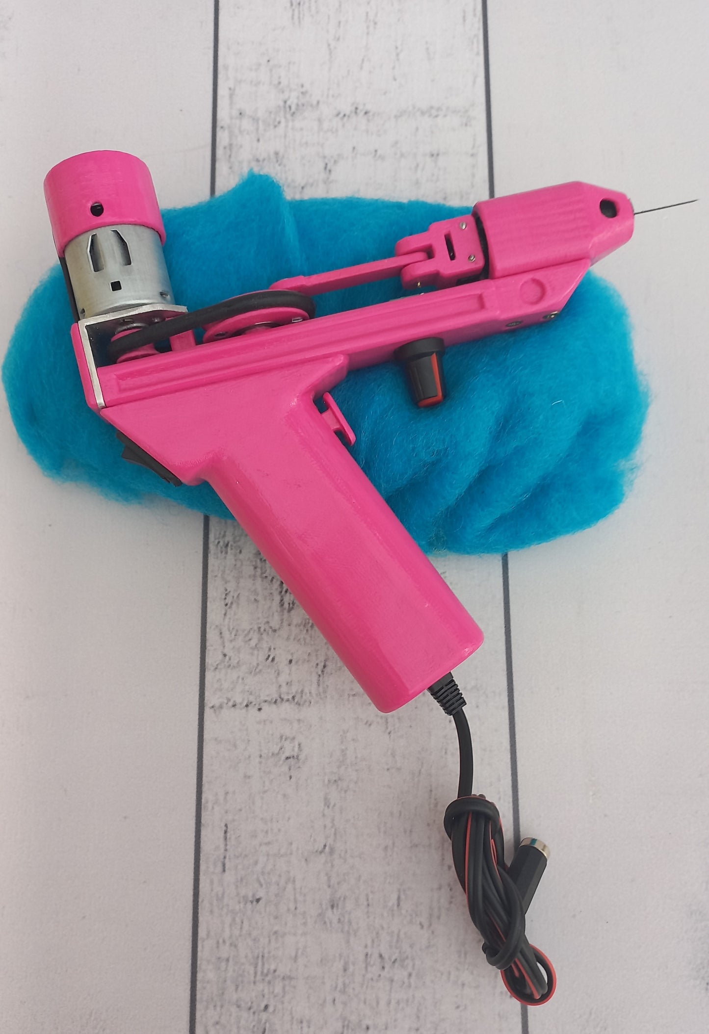 Pink Electric Felting machine with 1 - 5 needles speed control ( M&V )