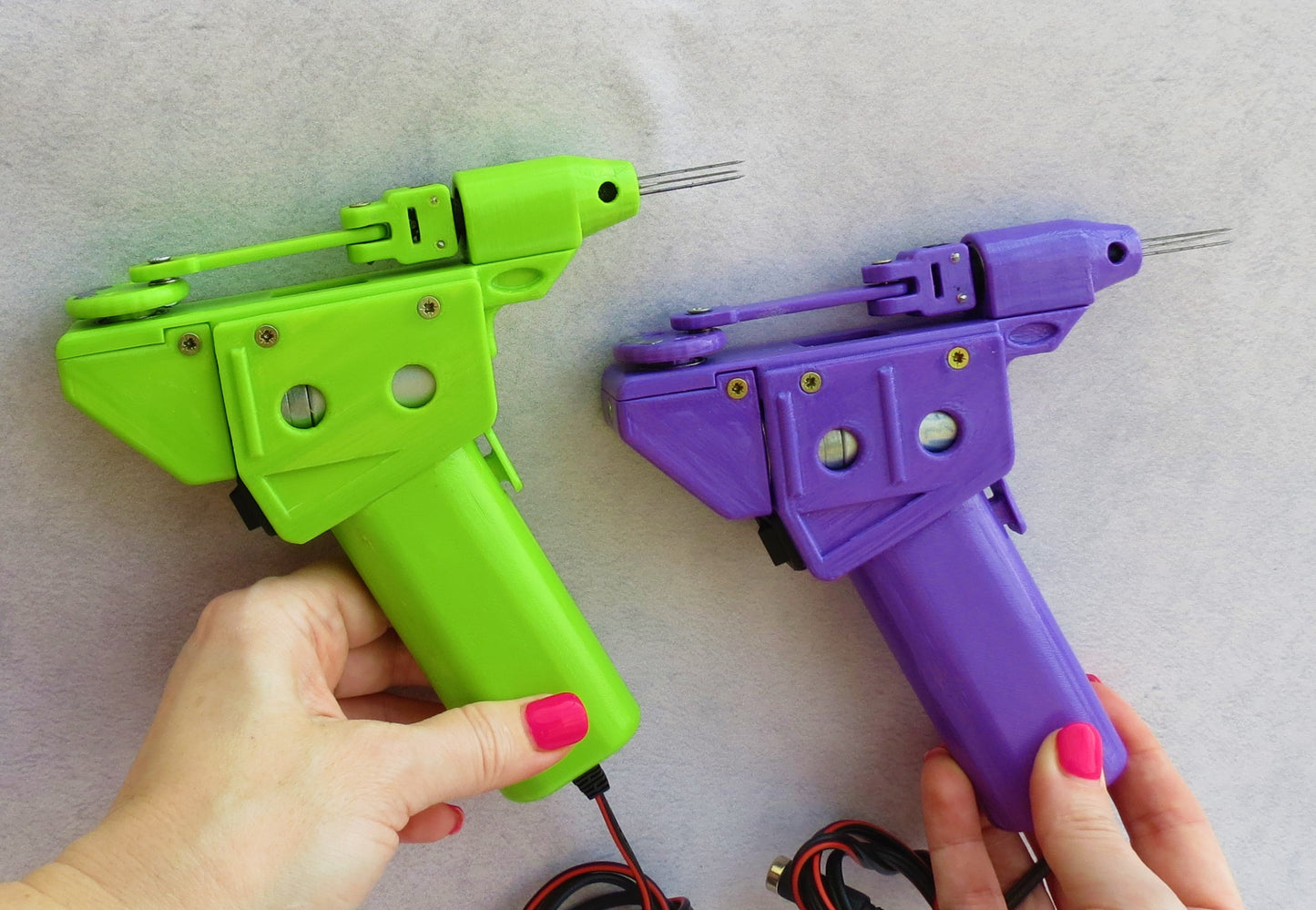 Electric Felting machine with 1 , 2 , 3 needles ( Can be order any color ) automatic felt machine for dry felting of wool ( M&V )