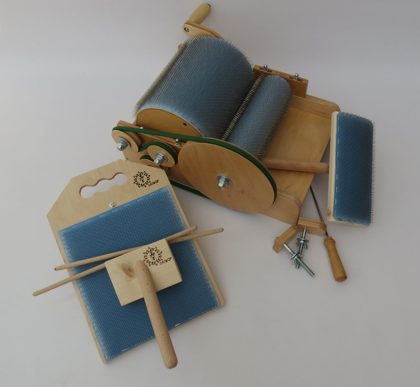 Set: Wooden Drum Carder and Fiber Combing Cardings Blending Board - 72 TPI ,Wool picker ( M&V )
