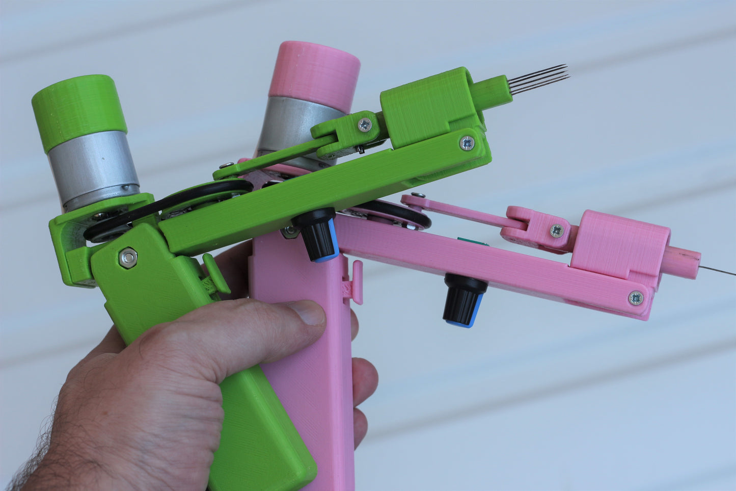 Pink Electric Felting machine with 1 - 5 needles speed control ( M&V )