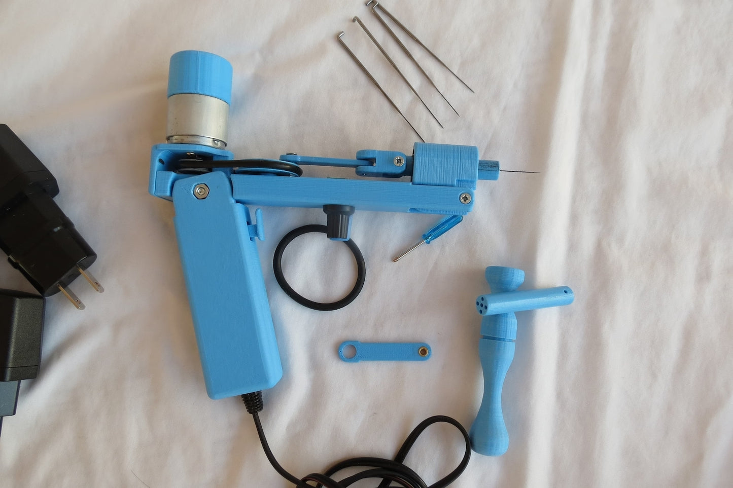 Electric Felting machine with 1 - 5 needles speed control + GIFT ( M&V )