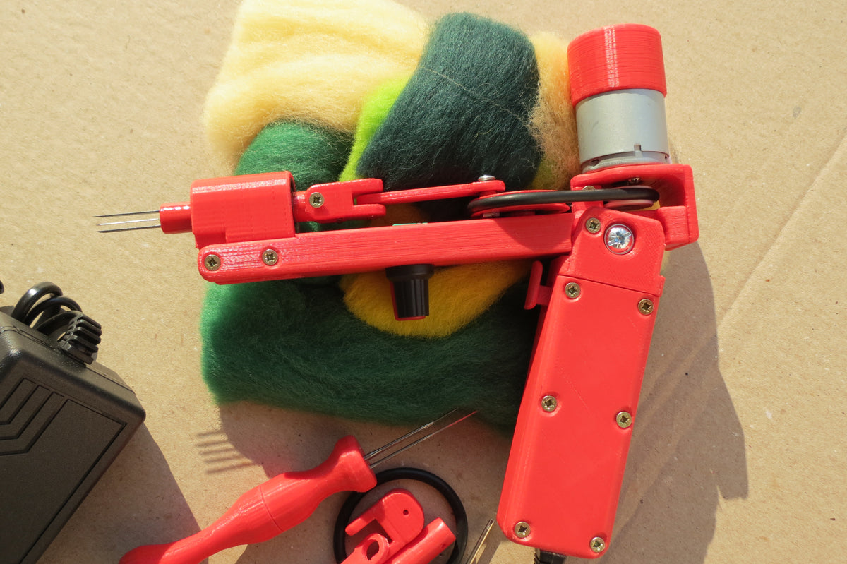 Feliting Machine Red Electric Felting machine with 1 - 5 needles speed control ( M&V )